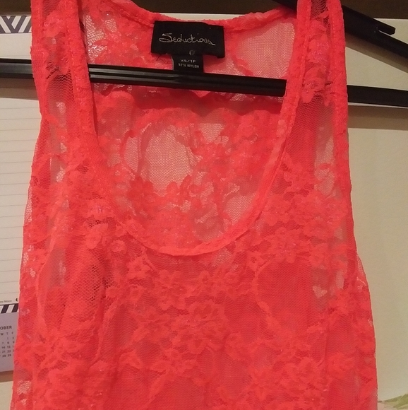 Pink tank top shirt - Picture 3 of 3